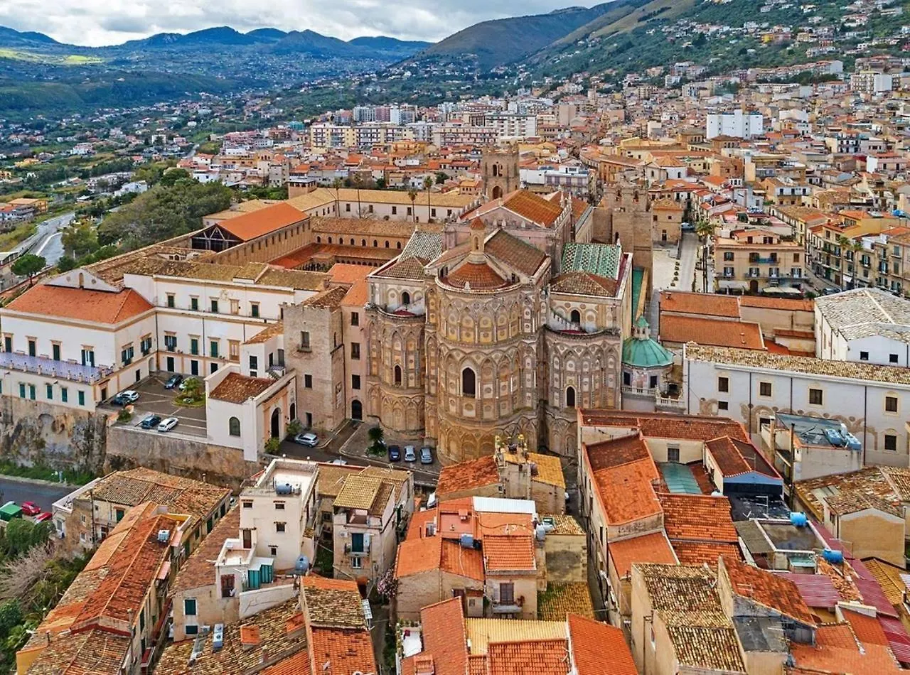 Miceli 68 Casa Vacanze Monreale Italy